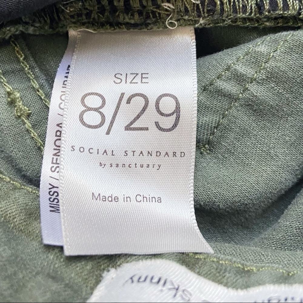 Social Standard by Sanctuary Jeans Skinny High arise Green Camo Size Medium - Picture 7 of 8
